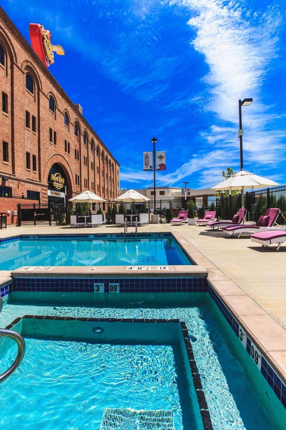 Hard Rock Hotel & Casino Sioux City Exterior photo