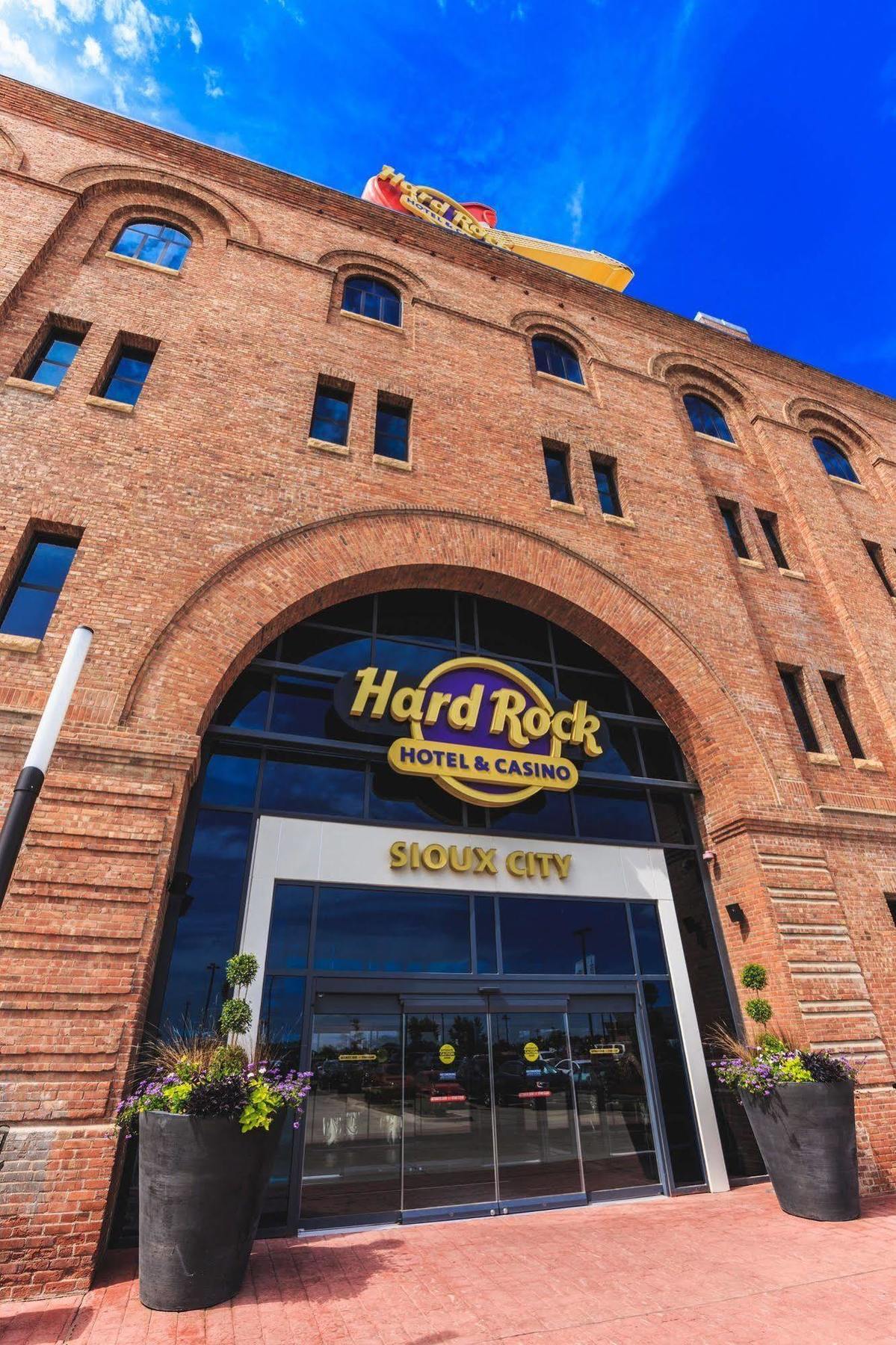 Hard Rock Hotel & Casino Sioux City Exterior photo